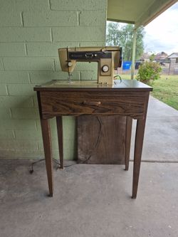 Singer sewing machine