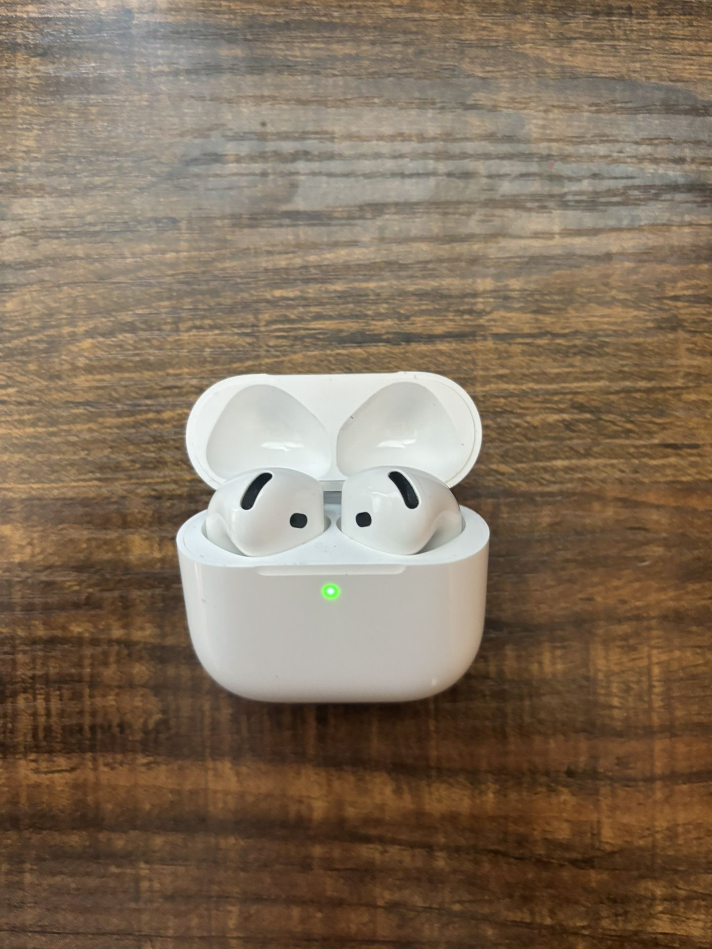 AirPods Gen 4