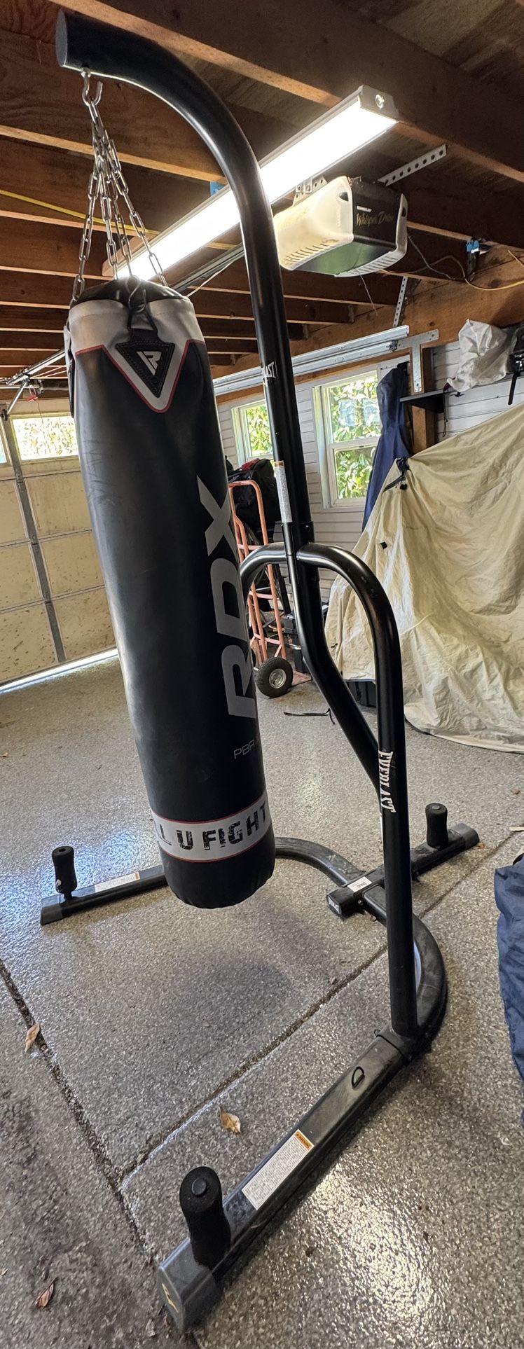Everlast Heavy Duty Punching Bag Stand With Extra Long Punching Bag
