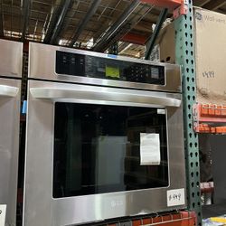 BRAND NEW LG 4.7 cu. ft. Single Built-In Wall Oven Electric 