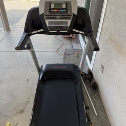 Treadmill - Pro Form
