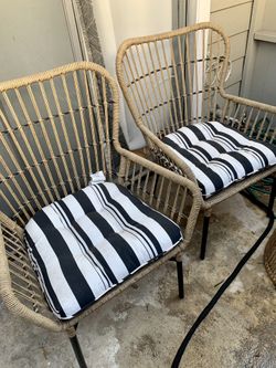 Pier 1 Rattan Set Of Chairs With Cushions