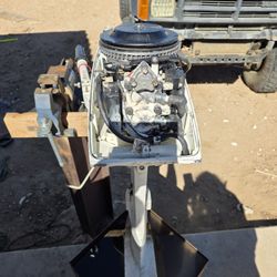 Boat Motor/ Outboard Motor 