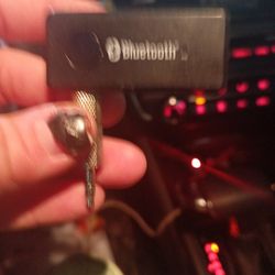 Bluetooth Aux DeVice Rechargable