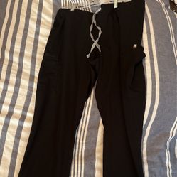 Figs Women’s XL Top And Bottom