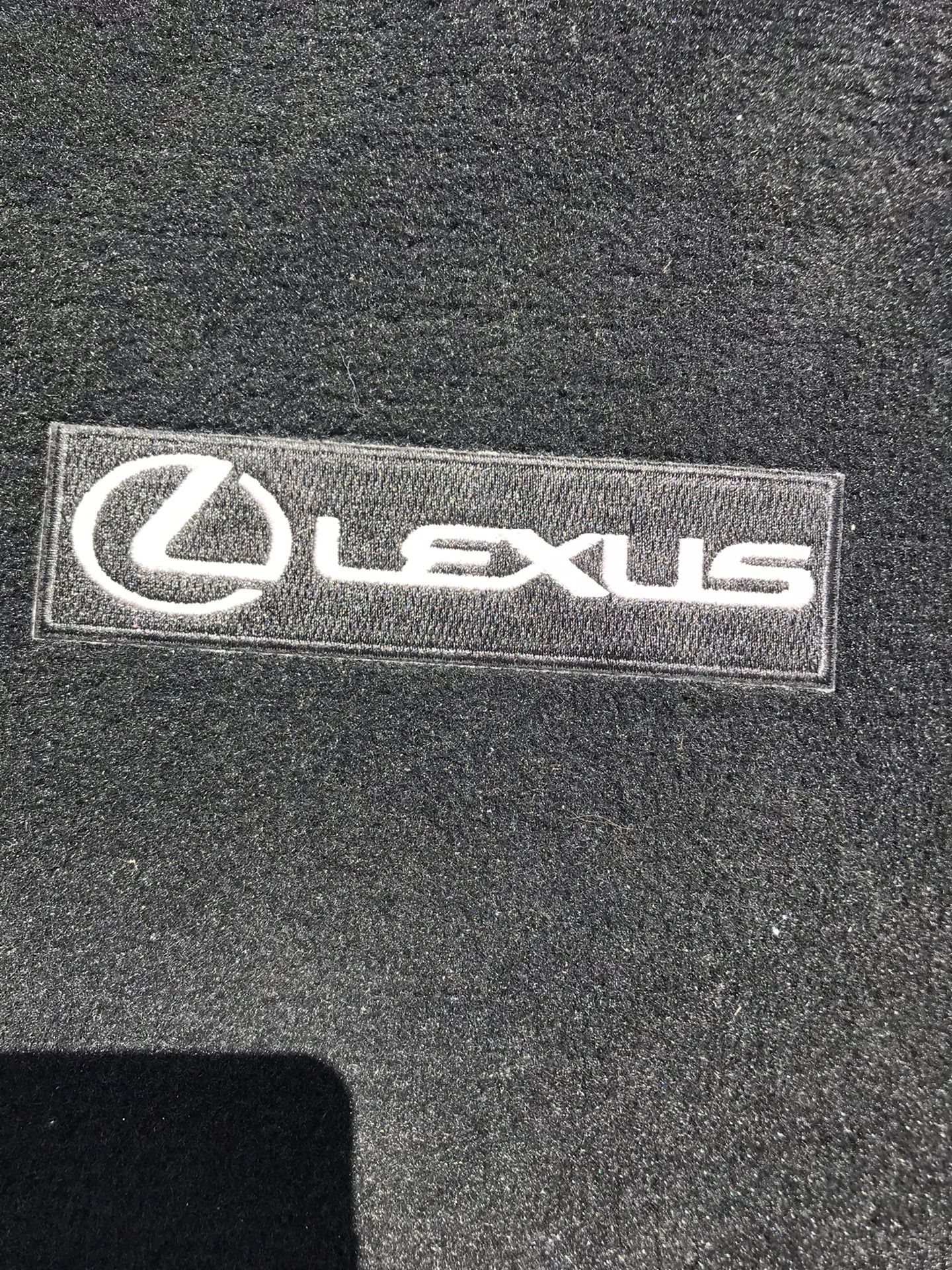 Vendo esta carpeta de trunk lexus NX