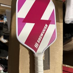 2 Pickleball Paddles 