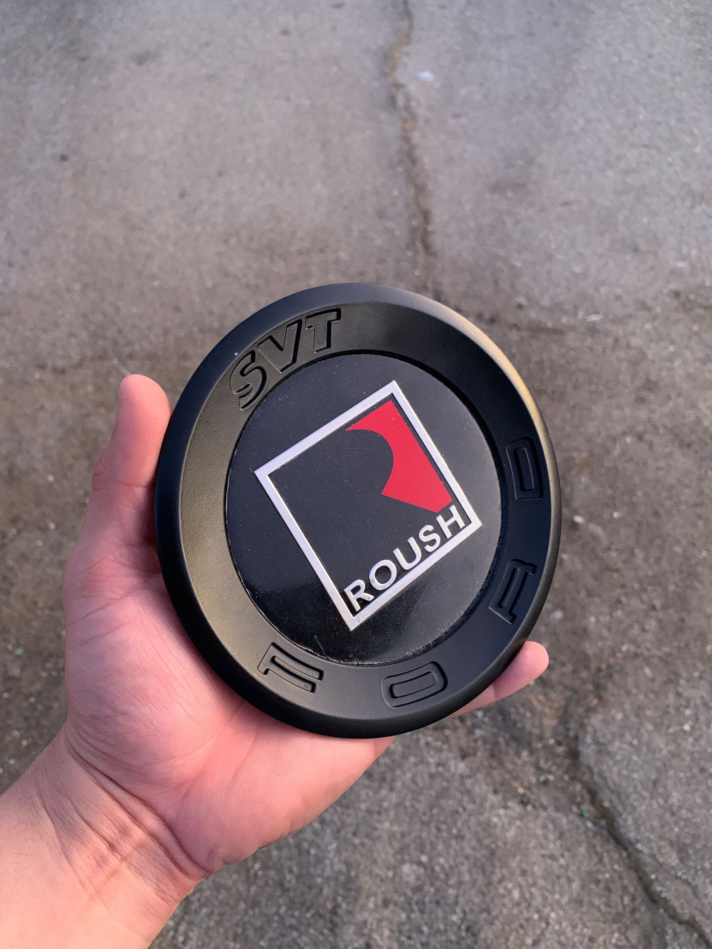 Mustang trunk emblem