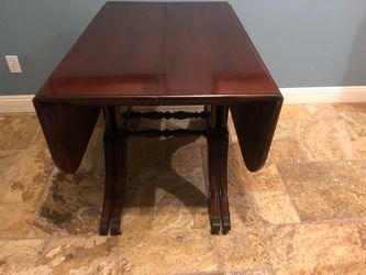 Vintage Brandt Mahogany Drop-Leaf Table – 1940s-50s – Good Condition