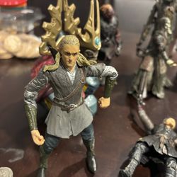 Figure Lots Make Best Offer