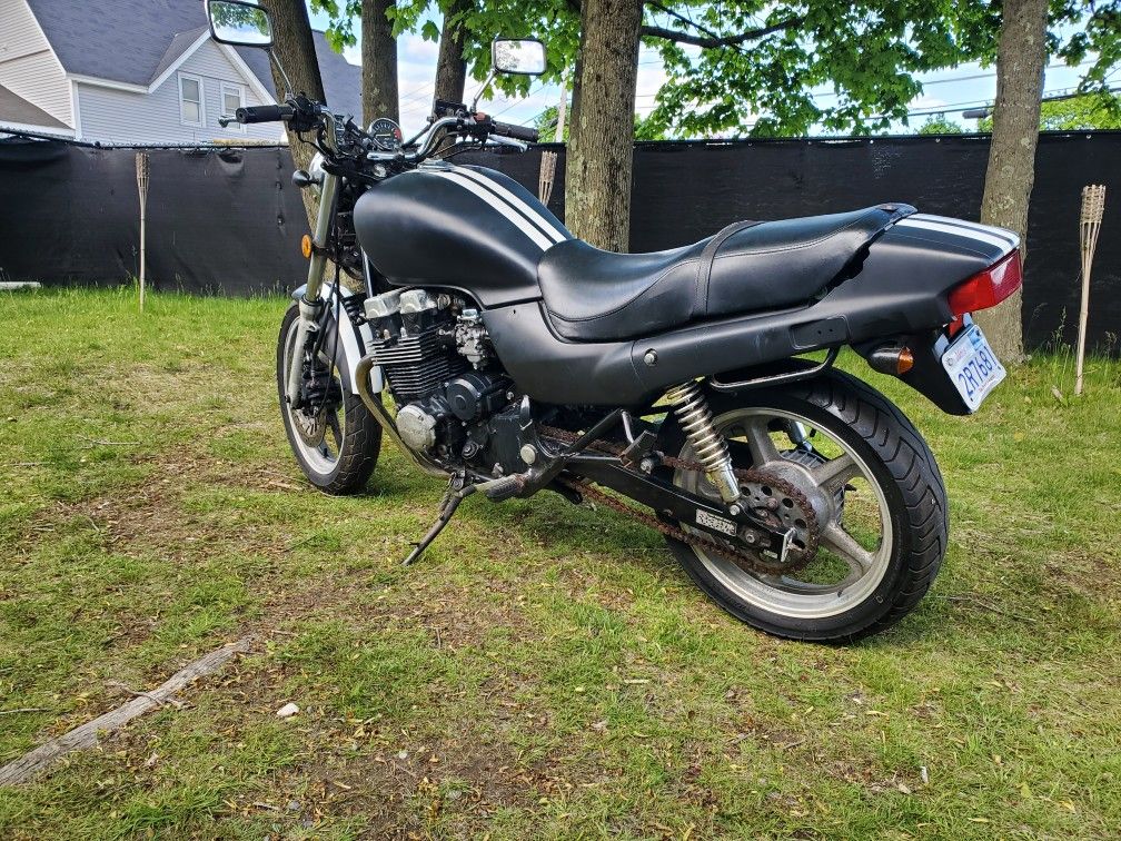 1999 Honda CB750