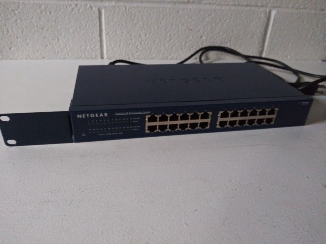Netgear ProSafe 24 Port Gigabit Switch