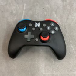 Mobile gaming, core Nintendo switch controller