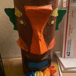 Tiki Piñata 🪅 
