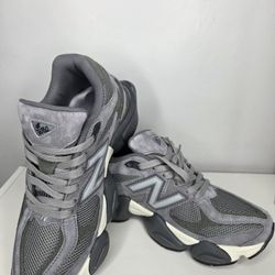 New Balance 9060 Size 8,5 Men