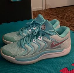 Nike KD 17 Christmas Basketball Shoes