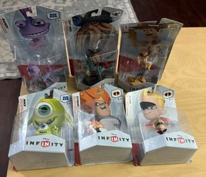 Disney infinity Randy, dash, Mike w, Davey  jones, syndrome and woody