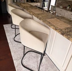 3 Restoration Hardware 27’’ Stools