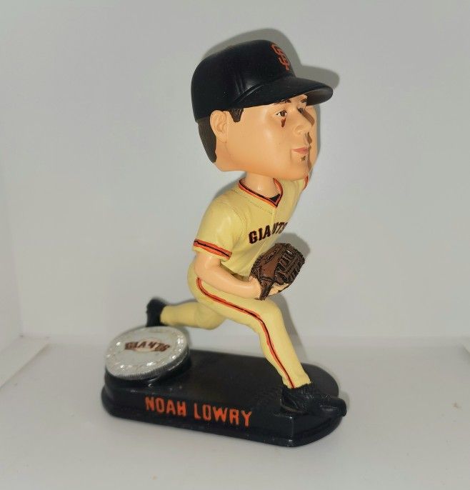 San Francisco Giants Noah Lowry Forever Collectibles bobblehead loose no box