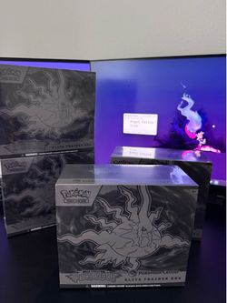 Pokemon Pitch Black Pokemon Center Elite Trainer Box