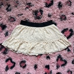 lace mini skirt