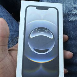 iPhone 16e BRAND NEW IN BOX 