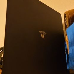 1 TB PS4 Pro 