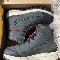 Carhartt Adult Women Boats Size 7.5