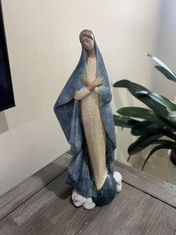 Lladro Limited Collection Figurine - Virgin Mary