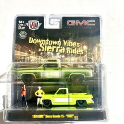 M2 Machines 1:64 GMC Sierra  C10 Squarebody 