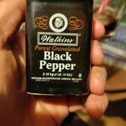 Watkins Black Pepper Salt Shaker 