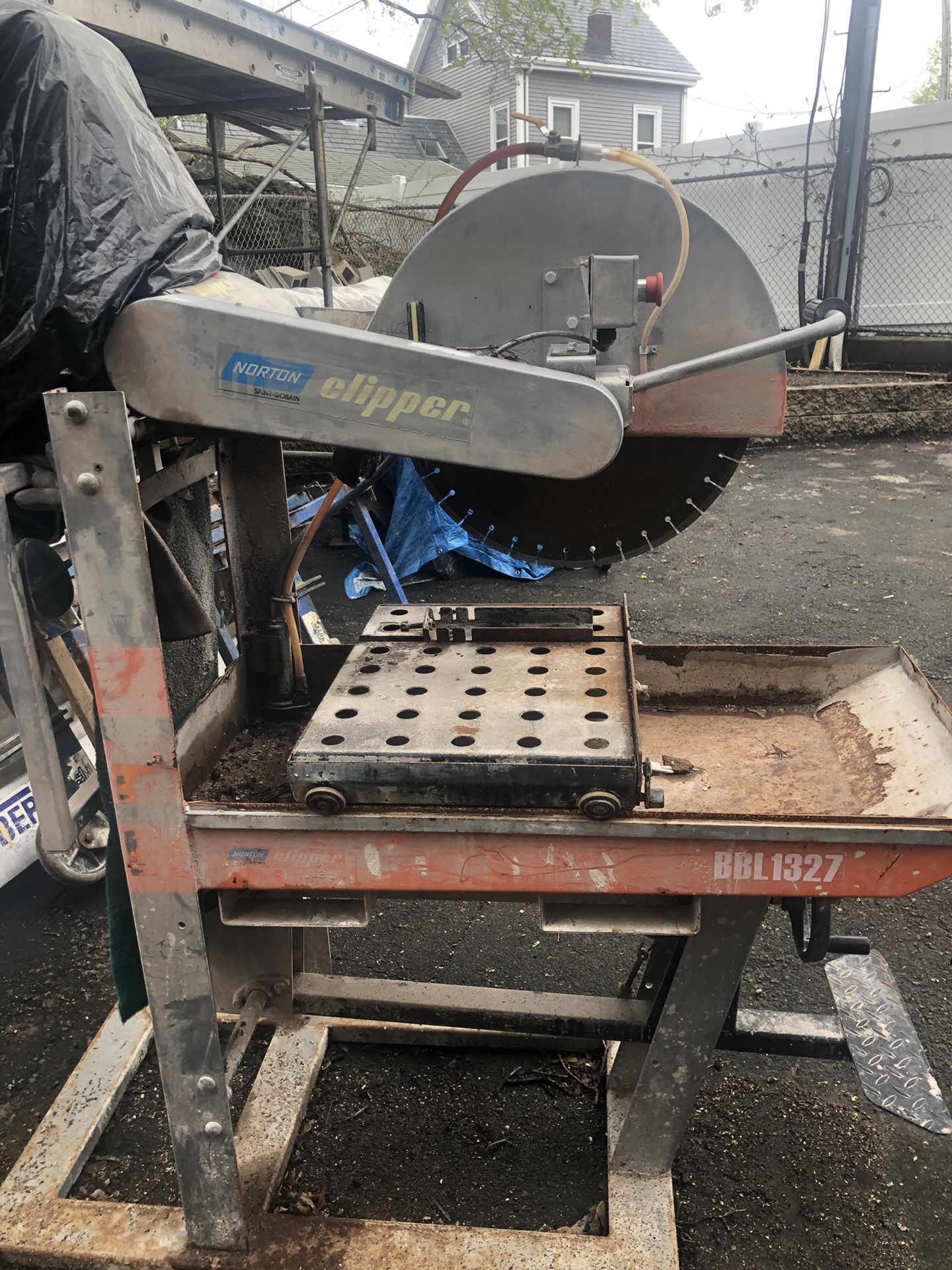 Chop saw