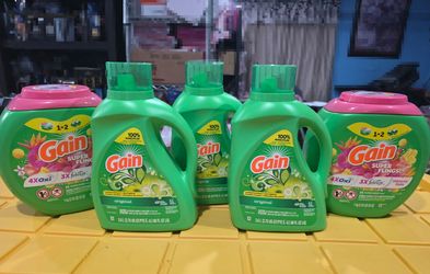 Gain detergent bundle