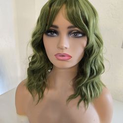 Olive green wig syn 14in