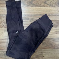 Alo High-Waist women’s Legging size XS