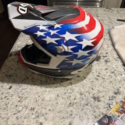 6D Helmet XL