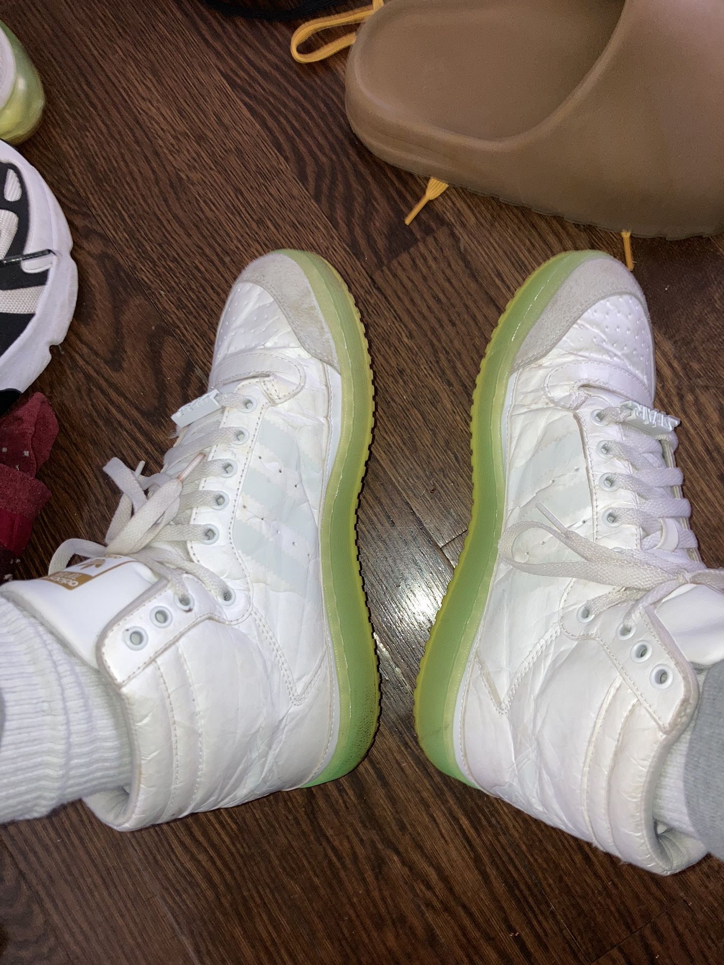 Yoda Glow In The Dark Adidas