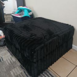 Small Black Sofa 