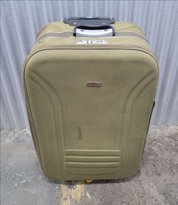 One way suitcase. Has some problems!