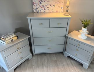 Modern 3-piece gray designer look bedroom set
