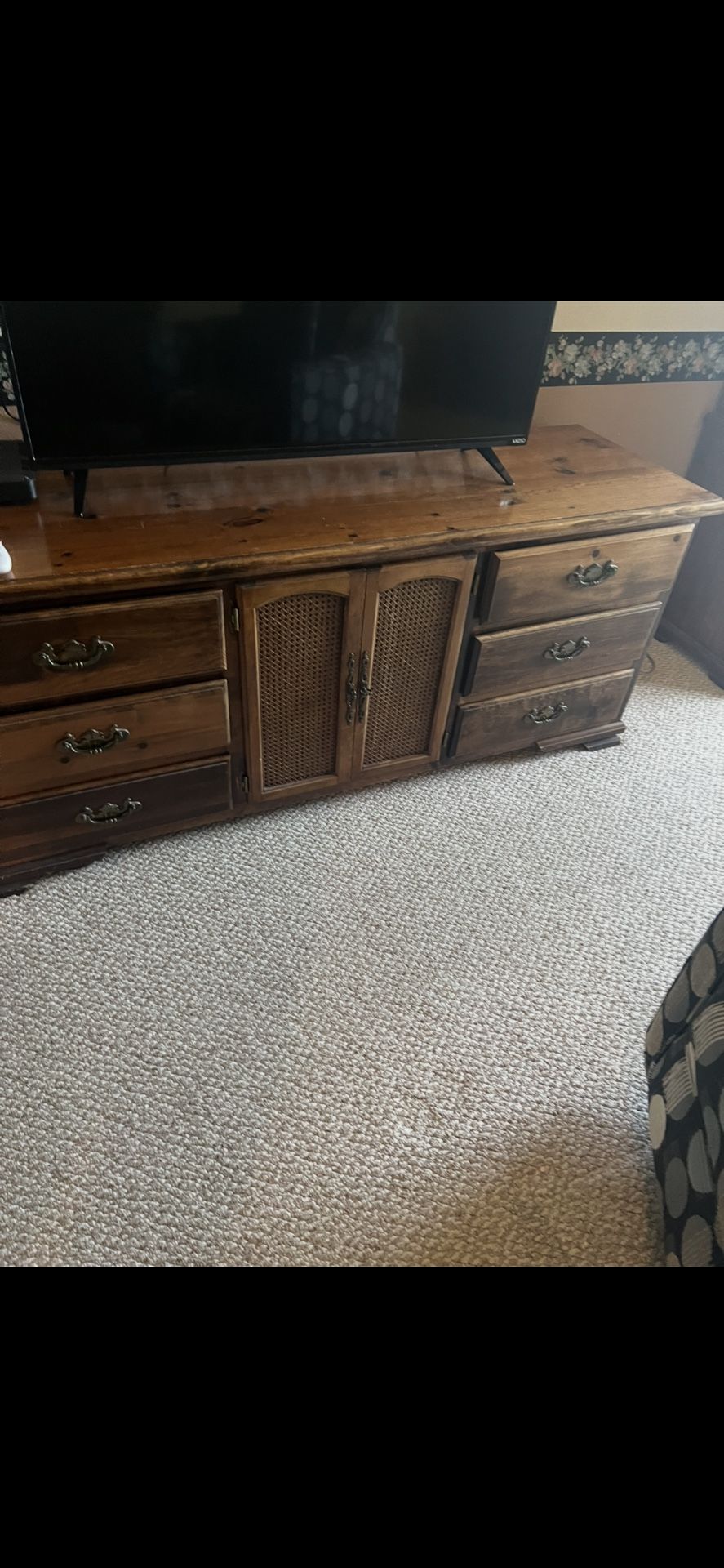 Free dresser great shape