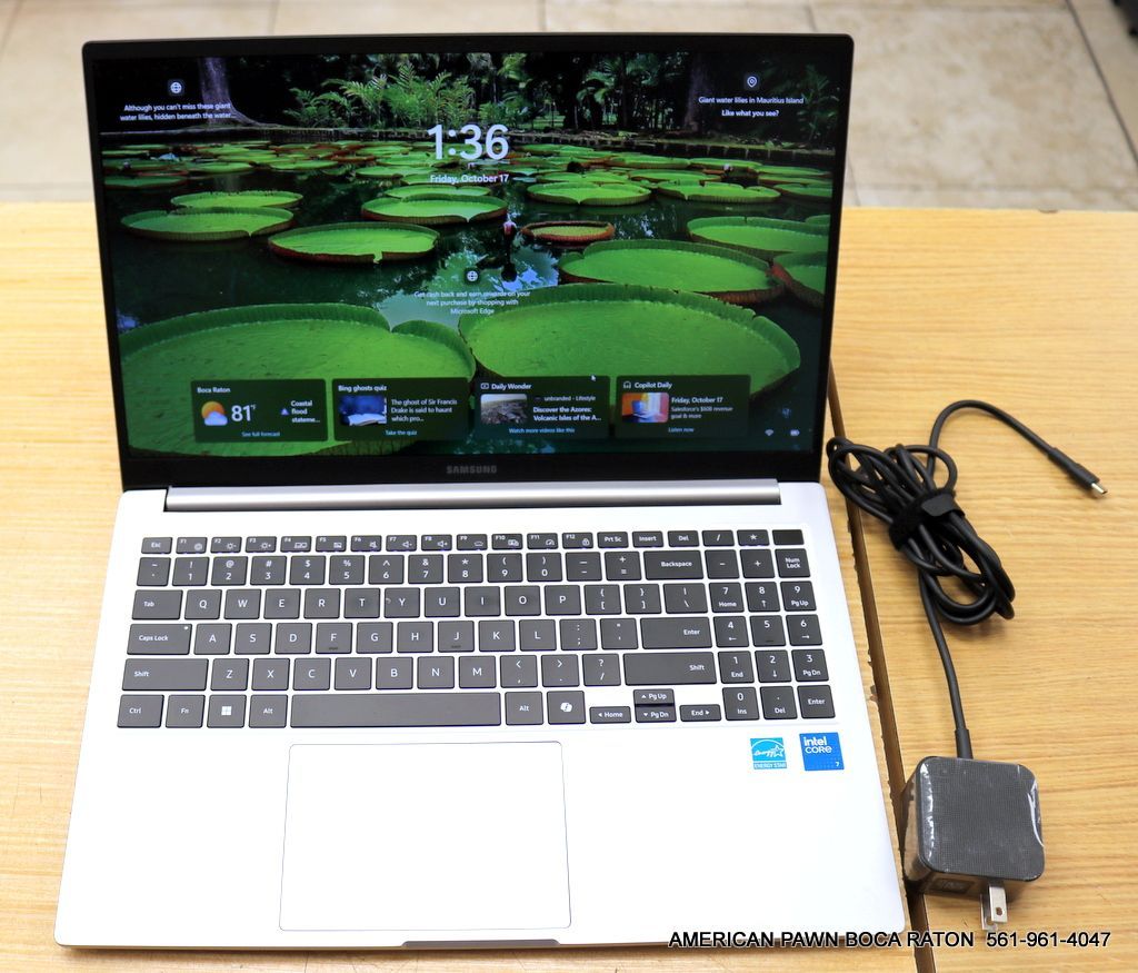 Samsung Galaxy Book 4 15.6" FHD Intel Core 7 150U 5.4Ghz 16GB RAM DDR4 512GB SSD model NP750XGK-KS2US used,