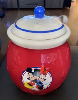 DISNEY Items - Make Offers