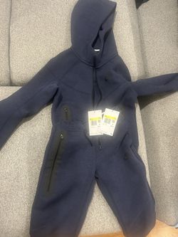 Kids Nike Techs Small & XS