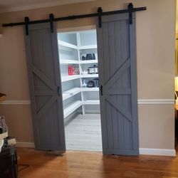 !COSTUME BARN DOORS!