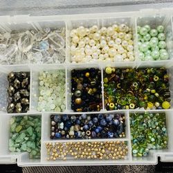 Glass & Stone Beads