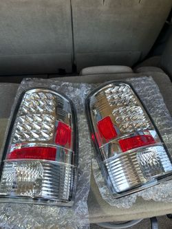 Yukon/tahoe taillights