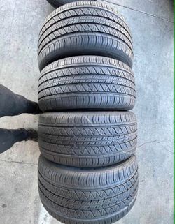 255/45/19 Continental Selling a set of 4 tires in excellent condition 🫡