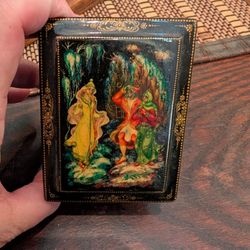Vintage Hand Painted Miniature Russian Lacquer Trinket Box Russia Fairytale 