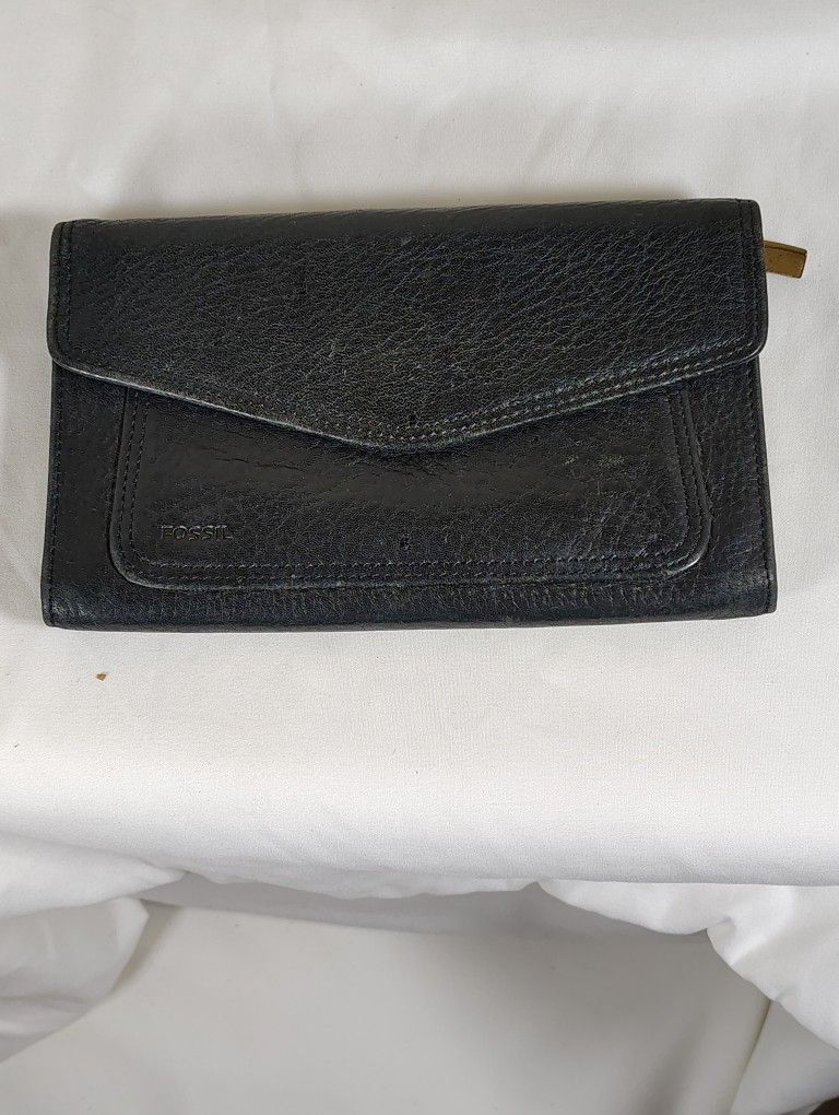 2 Fossil Wallets Bundles Deal